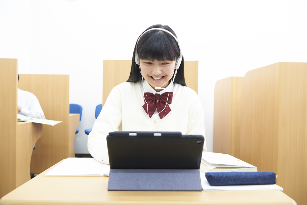 学校が休校・休業中の学習相談やオンライン指導を実施しております