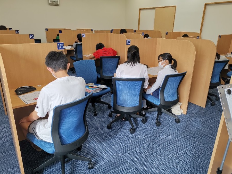 『3学期末テスト対策演習会』のお知らせ<br />
*兼六中・附属中・医王山中・城南中・犀生中 1,2年対象