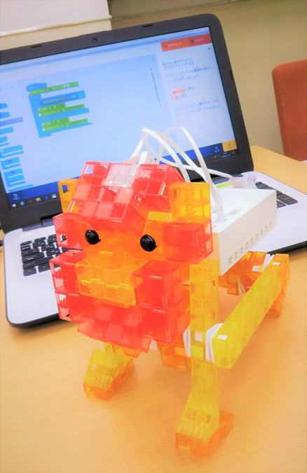 今津小・用海小のみなさま<br />
本日の授業のロボットプログラミング 制作紹介
