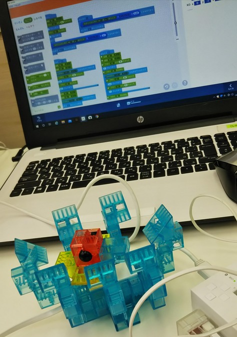 瓦木小・上甲子園小のみなさま<br />
本日の授業のロボットプログラミング 制作紹介