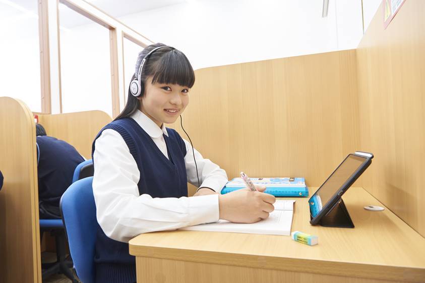 充実の中学生対象の映像講座!夏のキャンペーンもお急ぎください!!